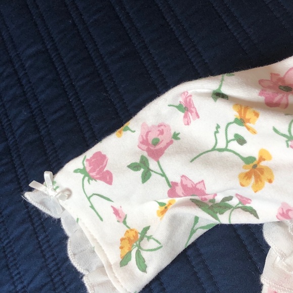 Gently Used Little Me Silver Label Baby Girl Floral Print Footie In Ivory Multi - Picture 6 of 13